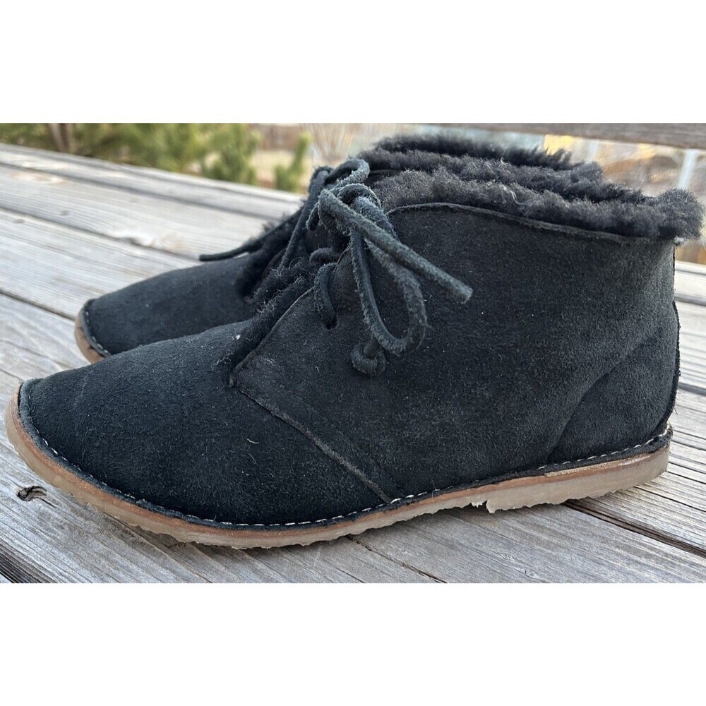 Beek Penguin Women's 7 Shearling Lined Black Suede Chukka Boots - Picture 4 of 11